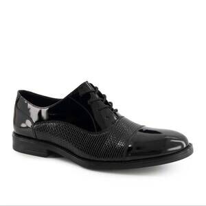 NEW FERRATO men's laces closure flat shoes in black